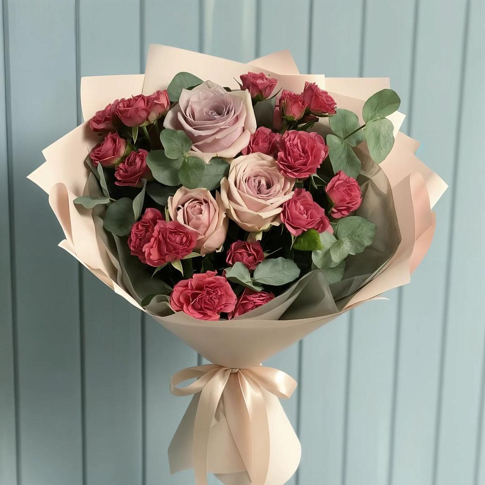 Букет цветов из: Гвоздики и Розы в Рыльске