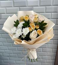 Букет цветов из:  Розы и Хризантемы в Рыльске