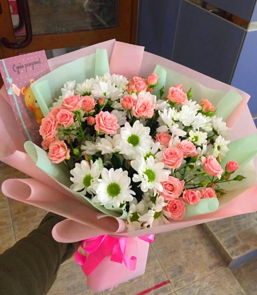 Букет цветов из: Розы и Хризантемы в Рыльске