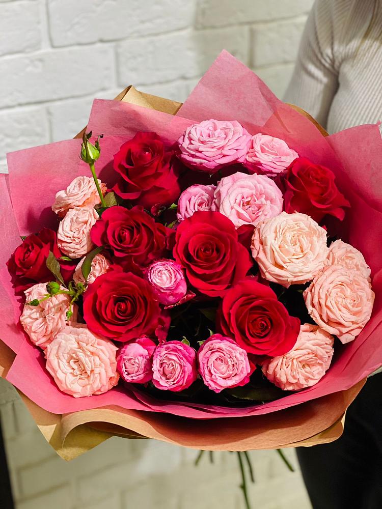 Букет цветов из: Розы в Рыльске