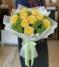Букет цветов из:  Хризантемы и Розы в Рыльске