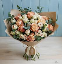 Букет цветов из:  Альстромерии и Розы в Рыльске