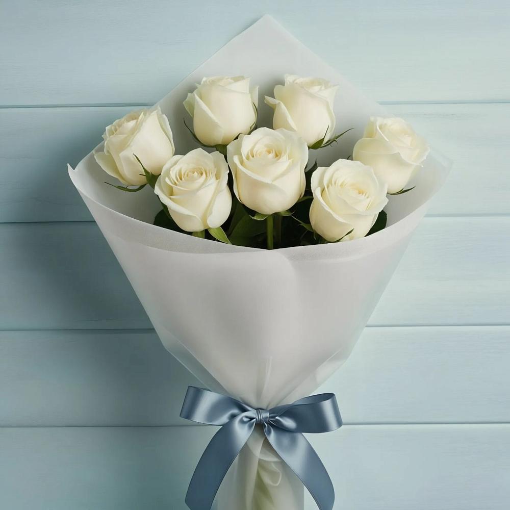 Букет 7 Белых роз Эдлесс Лав в Рыльске